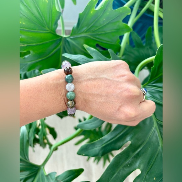 Protection - Grounding - Spiritual insight - Picture 2 of 3